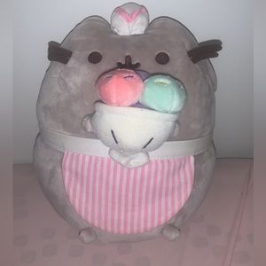 RARE Claires Exclusive Ice cream parlour pusheen New with tags